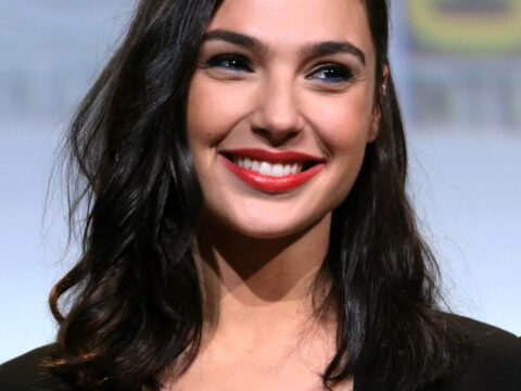 gal gadot cropped lighting corrected 480x360 1